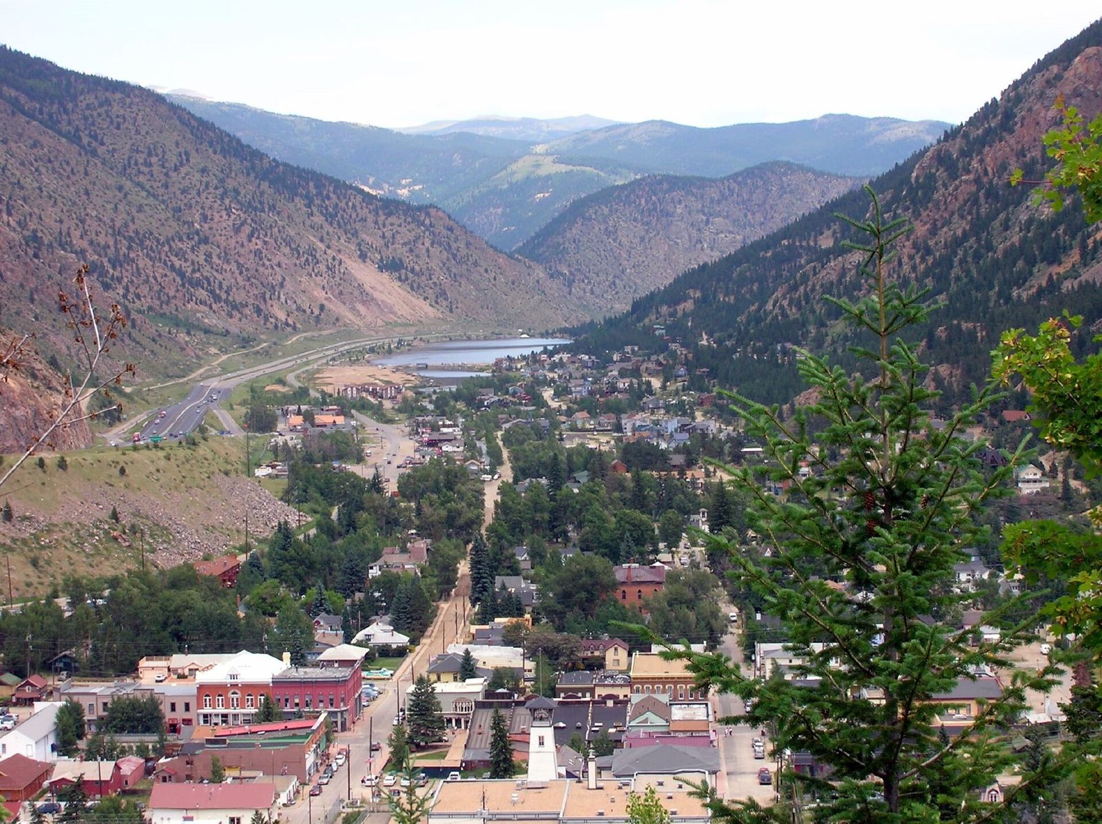 The mountain town of Georgetown, Colorado, seen from the north