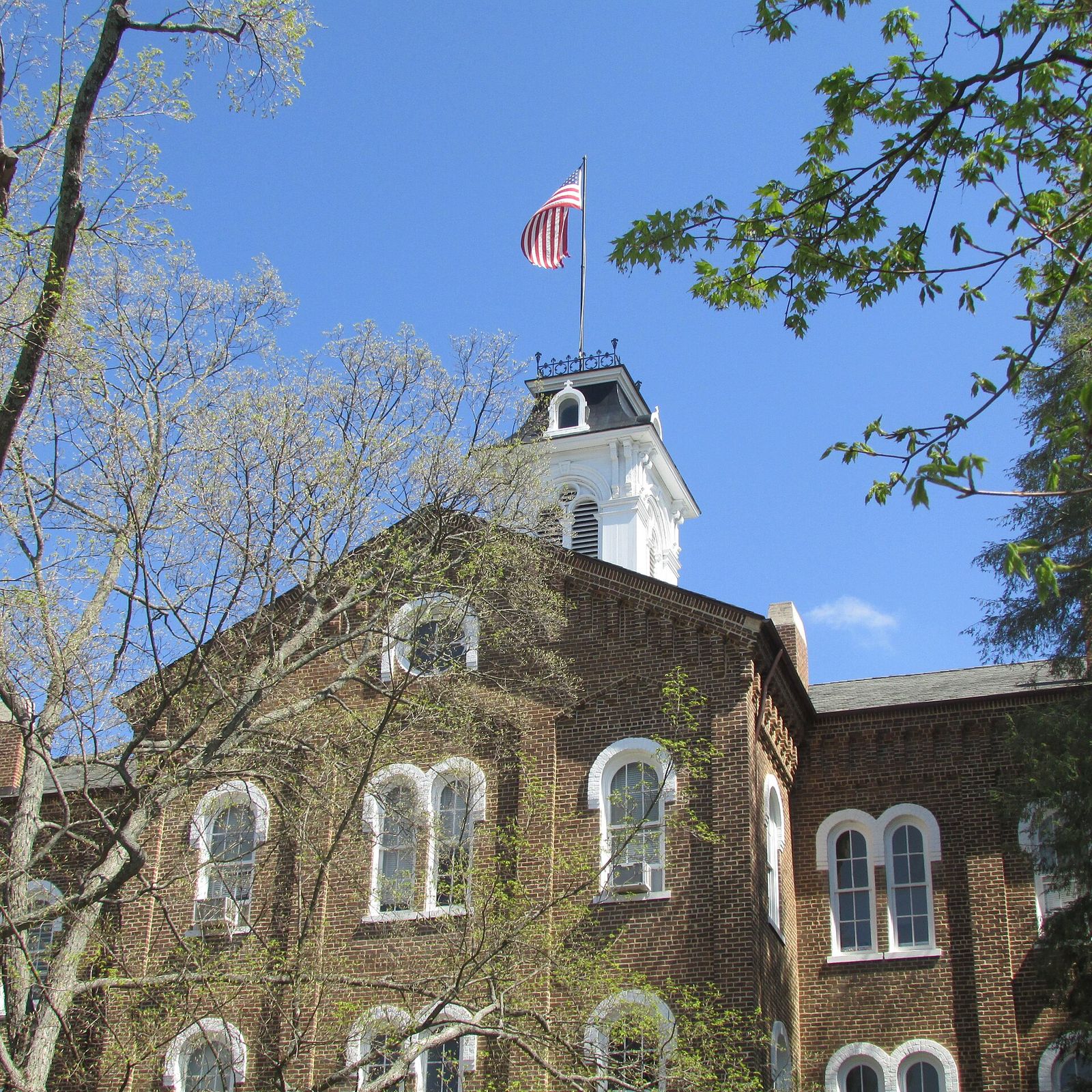 The brick front and bell tower of Anderson Hall at Maryville College